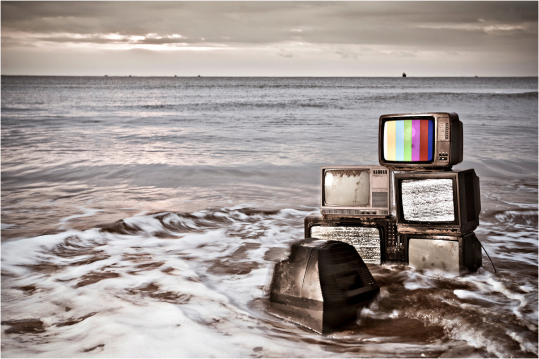 Main image No. 07 — Undertow